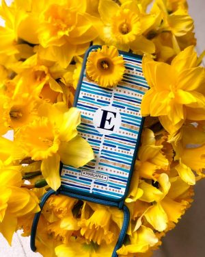 carcasa-azul-colgador-nombre-personalizada-silicona-resistente-estampada