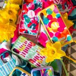 carcasa-rosa-colgador-nombre-personalizada-silicona-resistente-estampada