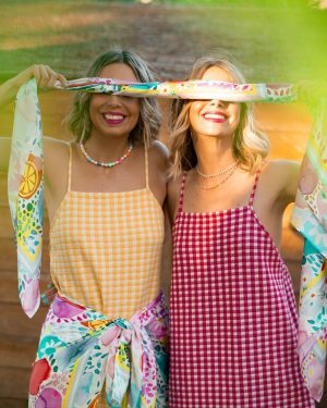 Pañelo-seda-cabeza-estampado-capricho-regal