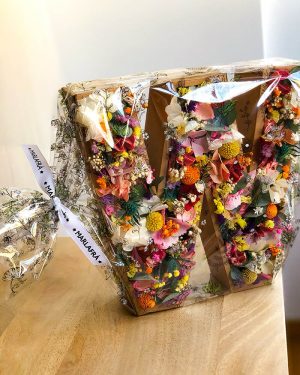 Letra flor preservada - Imagen 4