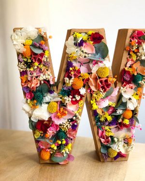 Letra flor preservada - Imagen 3