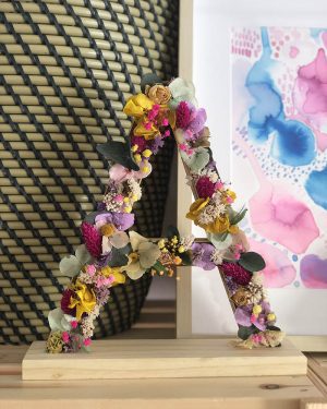 Letra flor preservada madera - Imagen 7