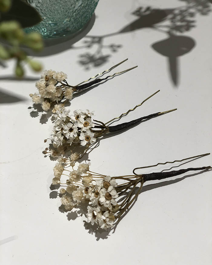 horquillas-tocado-novia Horquillas con flores - Imagen 1