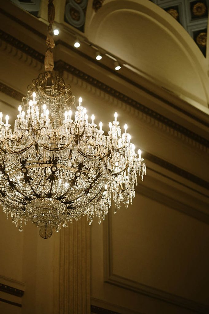 boda capilla san fermin lampara